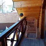 федорчуків гірська хатина بيت للعطل شيشوري